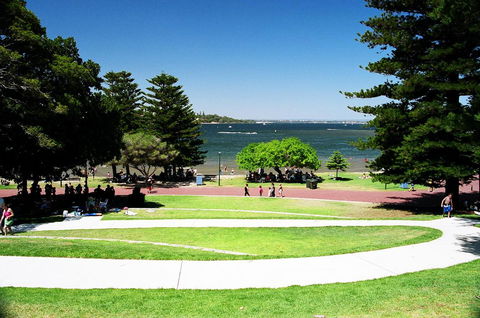 While Away Holiday Accommodation - Accommodation QLD 20