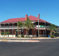 The Palace Hotel - Accommodation QLD