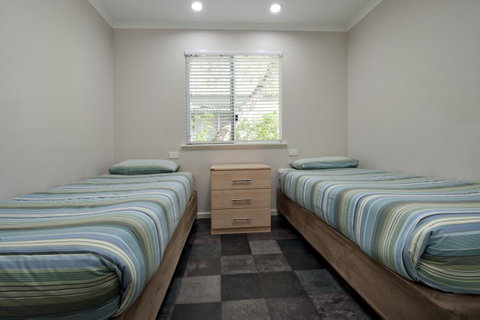 Mandalay Holiday Resort And Tourist Park - Accommodation QLD 14