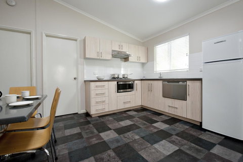Mandalay Holiday Resort And Tourist Park - Accommodation QLD 35
