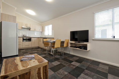 Mandalay Holiday Resort And Tourist Park - Accommodation QLD 25