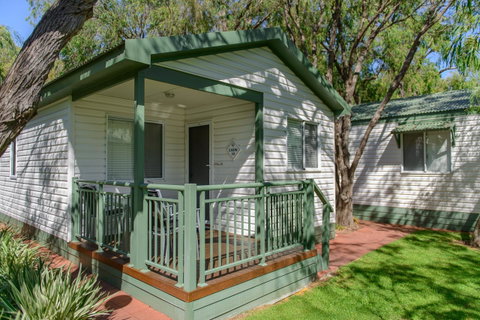 Mandalay Holiday Resort And Tourist Park - Accommodation QLD 39