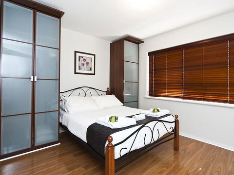 Lucy's House - Accommodation QLD 2