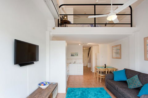 Life's A Beach! Fremantle - Accommodation QLD 5