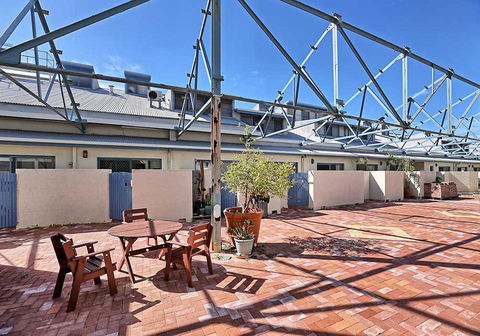 Life's A Beach! Fremantle - Accommodation QLD 22