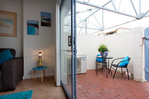 Life's A Beach! Fremantle - Accommodation QLD 15