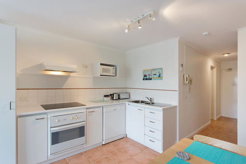 Life's A Beach! Fremantle - Accommodation QLD 14