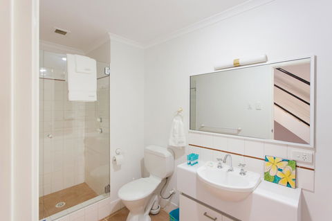 Life's A Beach! Fremantle - Accommodation QLD 17