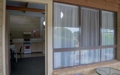 Hopetoun Motel & Chalet Village - Accommodation QLD 22