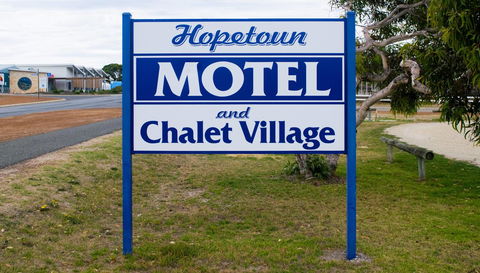 Hopetoun Motel & Chalet Village - Accommodation QLD 5