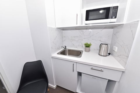 Infinite Apartment Opposite Garden City - Accommodation QLD 20