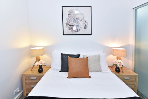 Infinite Apartment Opposite Garden City - Accommodation QLD 2