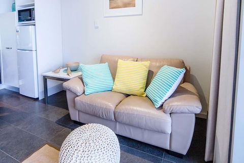 Onslow Beach Resort - Accommodation QLD 9
