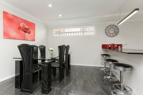 Perth Comfy Stays - Accommodation QLD 20