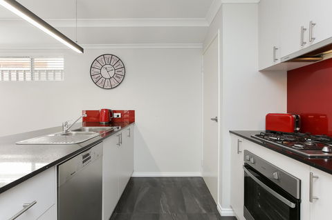 Perth Comfy Stays - Accommodation QLD 15