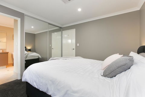 Perth Comfy Stays - Accommodation QLD 25