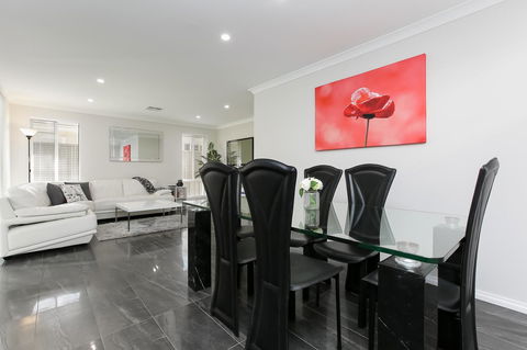 Perth Comfy Stays - Accommodation QLD 19
