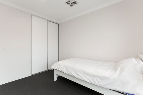 Perth Comfy Stays - Accommodation QLD 42