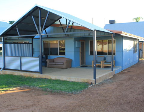 Kestrel Chalets - Accommodation QLD 15