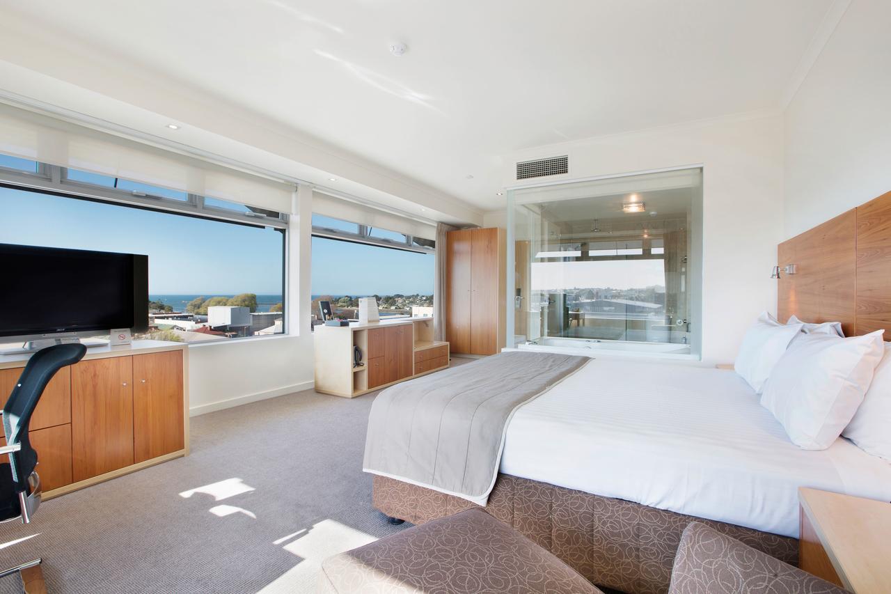 Lower Wilmot TAS Accommodation QLD