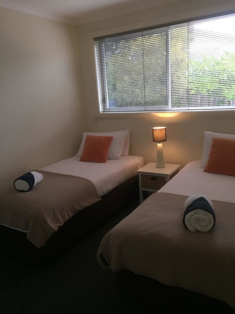 Old Pier Apartments - Accommodation QLD 10