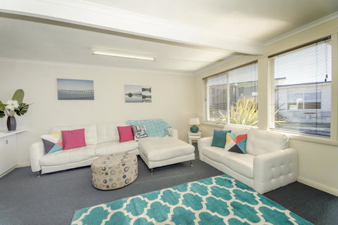 Old Pier Apartments - Accommodation QLD 14