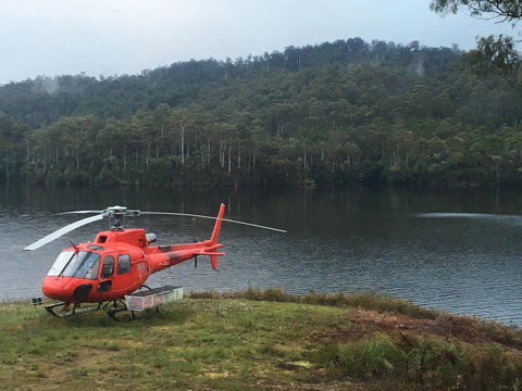 Tullah Lakeside Lodge - Accommodation QLD 12