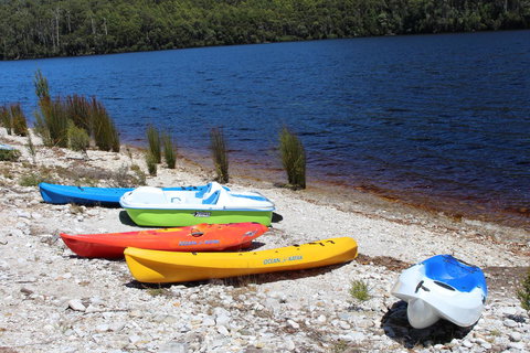 Tullah Lakeside Lodge - Accommodation QLD 16