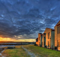 Stanley Village Waterfront Accommodation - Accommodation QLD