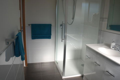 Modern 2 Bedroom Appartment - Accommodation QLD 10