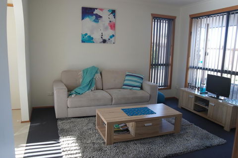Modern 2 Bedroom Appartment - Accommodation QLD 0