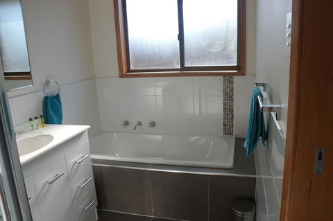 Modern 2 Bedroom Appartment - Accommodation QLD 9