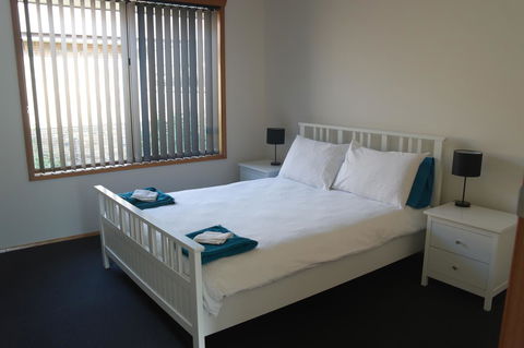 Modern 2 Bedroom Appartment - Accommodation QLD 5
