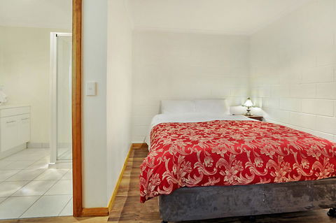 Harvey Farm Lodge - Accommodation QLD 22