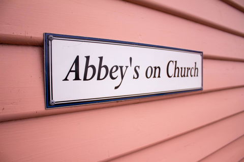 Stanley Hotel & Apartments - Accommodation QLD 27