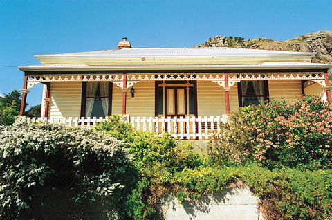 Stanley Hotel & Apartments - Accommodation QLD 41