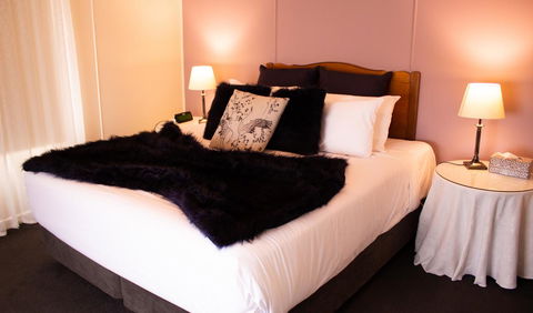 Stanley Hotel & Apartments - Accommodation QLD 15