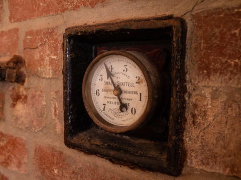 Stanley Hotel & Apartments - Accommodation QLD 6