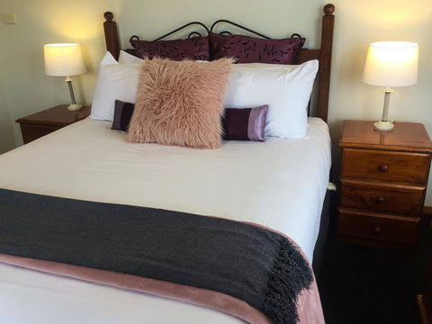Stanley Hotel & Apartments - Accommodation QLD 18