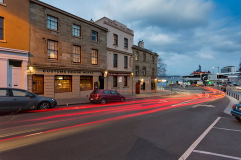 Customs House Hotel - Accommodation QLD 10