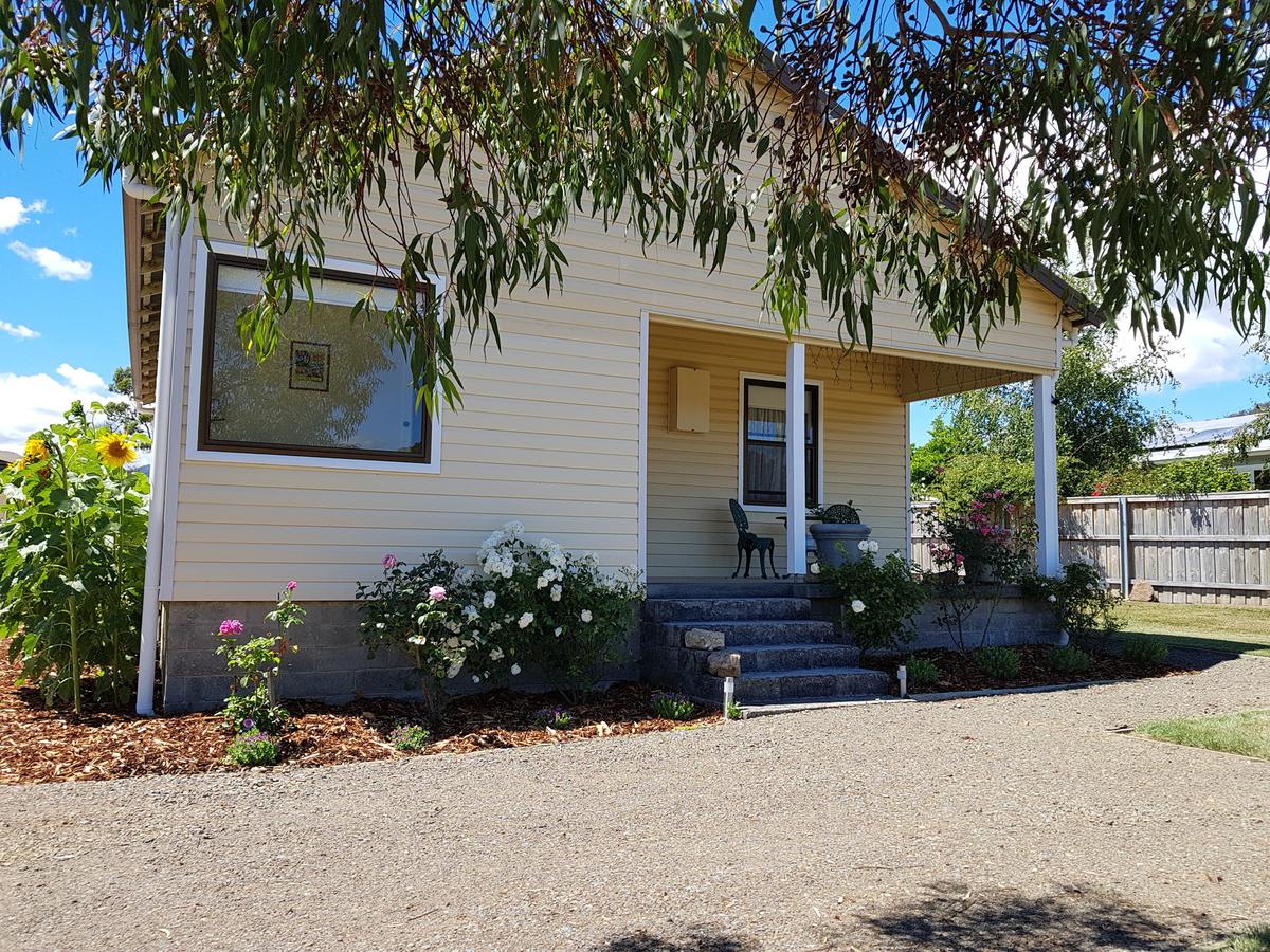 Lower Longley TAS Accommodation QLD