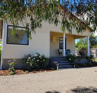 The Manager's Cottage - Accommodation QLD