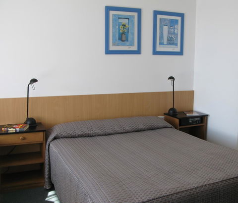 Barclay Motor Inn - Accommodation QLD 44