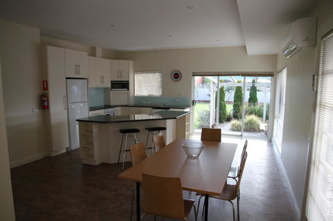 Barclay Motor Inn - Accommodation QLD 43