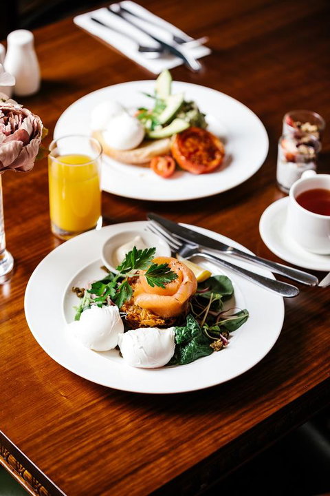Hadley\'s Orient Hotel - Accommodation QLD 6