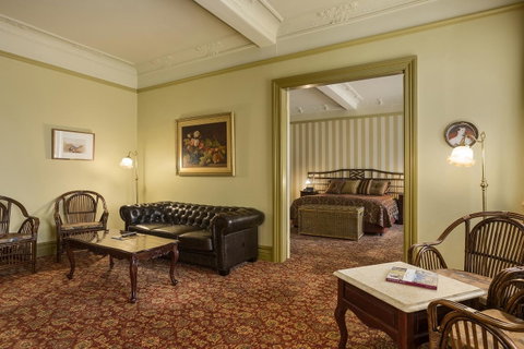 Hadley\'s Orient Hotel - Accommodation QLD 24