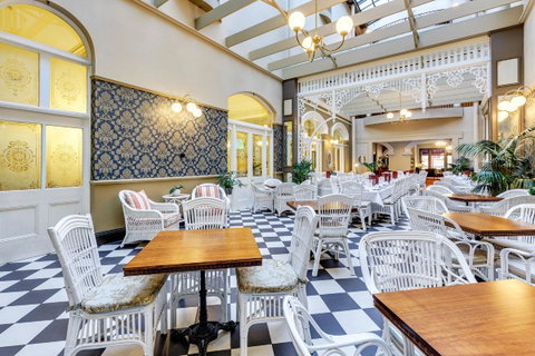 Hadley\'s Orient Hotel - Accommodation QLD 1