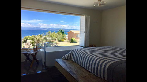 Couples Getaway On Bruny Island - Accommodation QLD 12