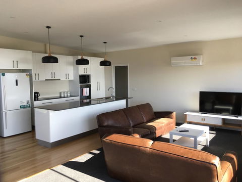 Couples Getaway On Bruny Island - Accommodation QLD 23