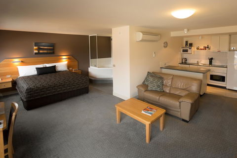 The Old Woolstore Apartment Hotel - Accommodation QLD 25